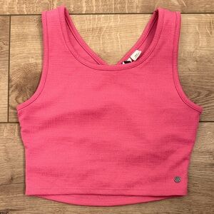 NWOT Roxy cropped tank W/ back cutout